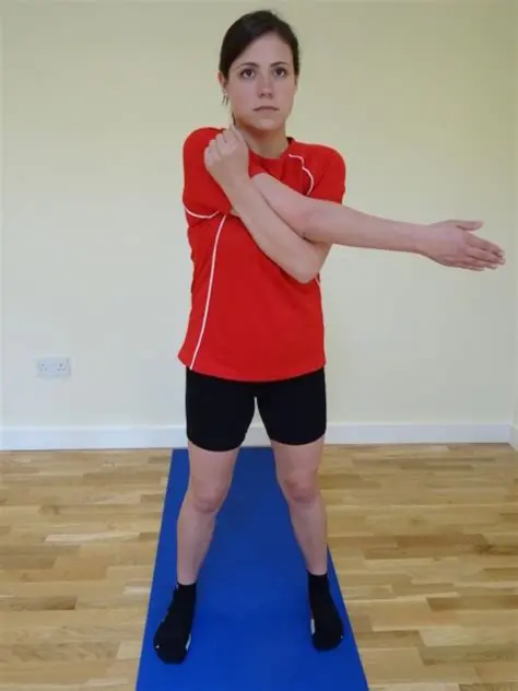 Exercise Tutorial: Cross Body Shoulder Stretch